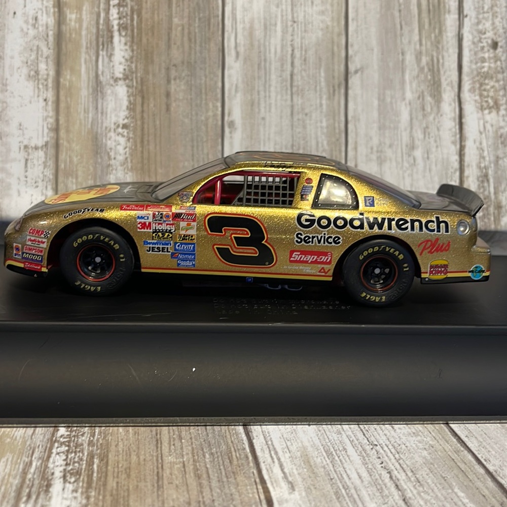 Bass Pro Shop Dale Earnhardt collectible Car